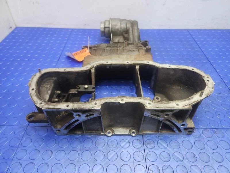 Оригинальный верхний масляный поддон двигателя 07–15 Lexus GS350 RWD 1210131101 - Изображение 3 из 4