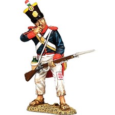 Santa Anna's Soldier Opening a Cartridge 1/30 Figure K&C (RTA130)