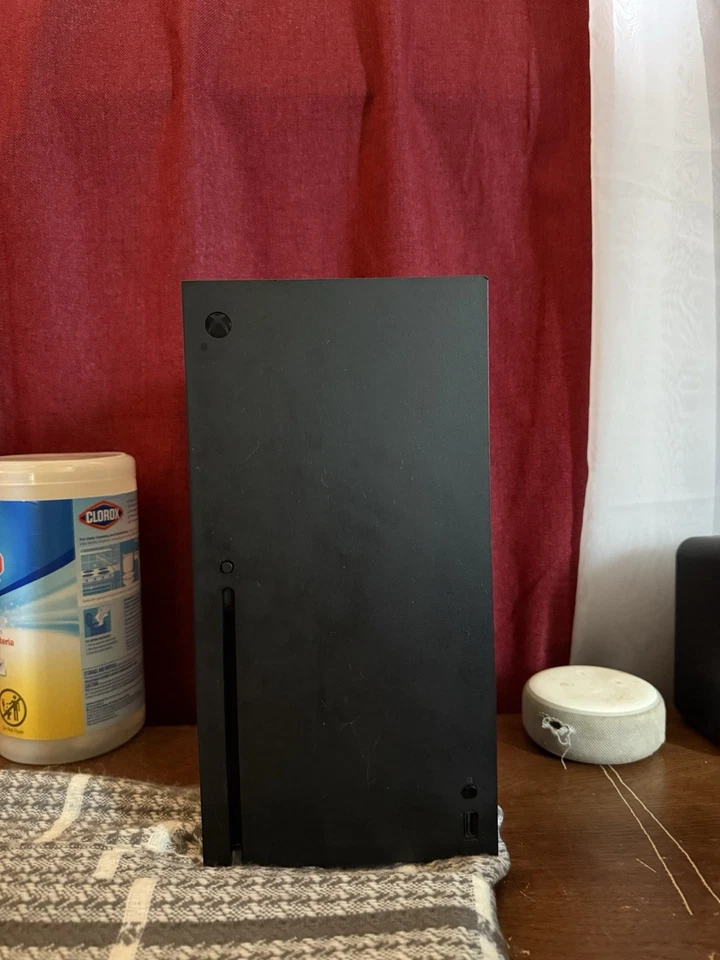 Xbox Series X se vende para 425 OBO Foto 3 de 4
