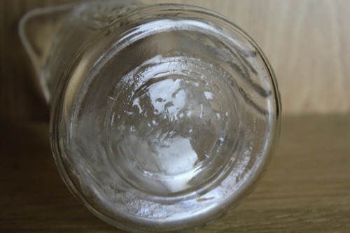 Vintage tapered pressed glass whiskey water jug - Picture 6 of 7