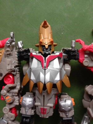 トランスフォーマー　POWER CORE COMBINERS GRIMSTONE Combiner 5-packs Grimstone with Dinobots (Transformers