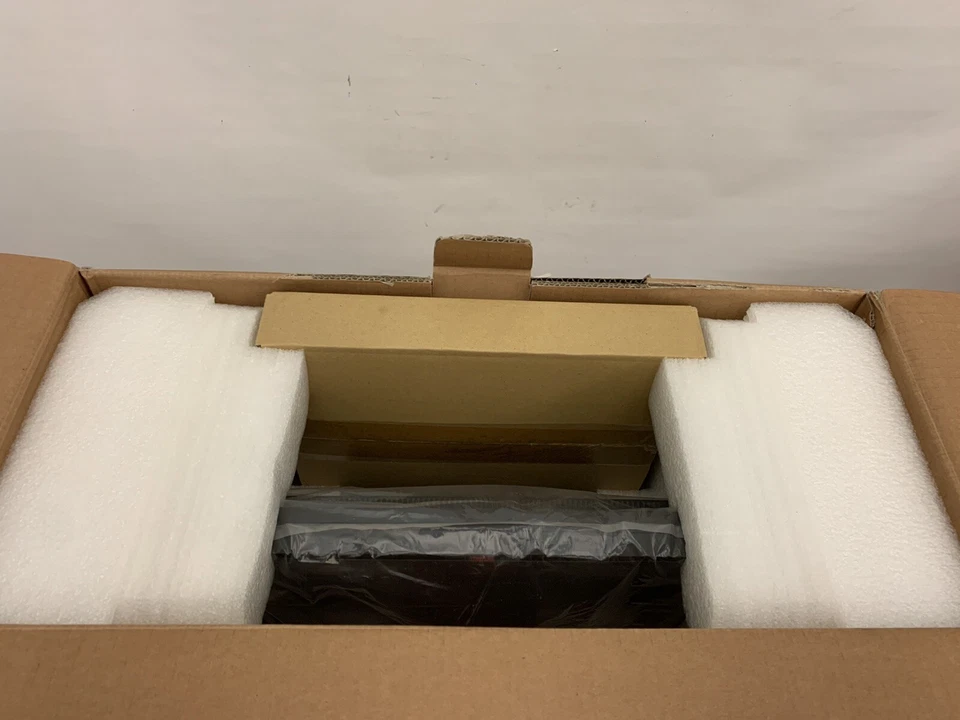 3M M2256PW 22" Serial/USB Capacitive 20-finger multi-touch Touchscreen Monitor - Image 3 of 4