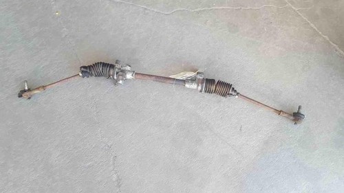 1976 TRIUMPH TR7 MANUAL RACK AND PINION ASSEMBLY, BOOTS TORN
