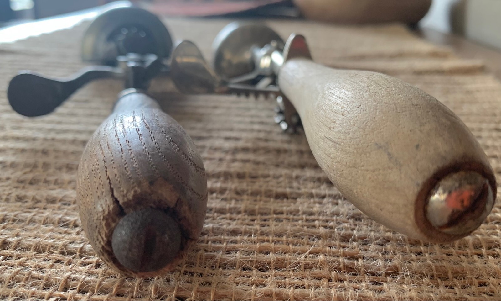 2 Vintage Ice Cream Scoops Gem Spoon Co. 16 & Gilchrist 31 / Antique