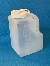 Rubbermaid Servin Saver Pitcher 1 Gallon 4 Qt Jug #0231 Flip Top Lid Vintage