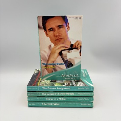 Mills & Boon Medical Romance Book Bundle x 5 Paperback Love Stories Collection