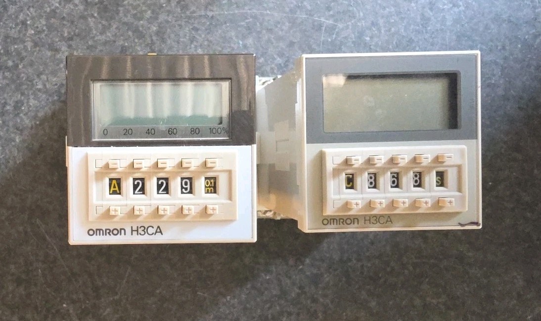 Omron H3CA-A Multi-Function Digital Timer with Dayton 6X156E Relay Socket Base