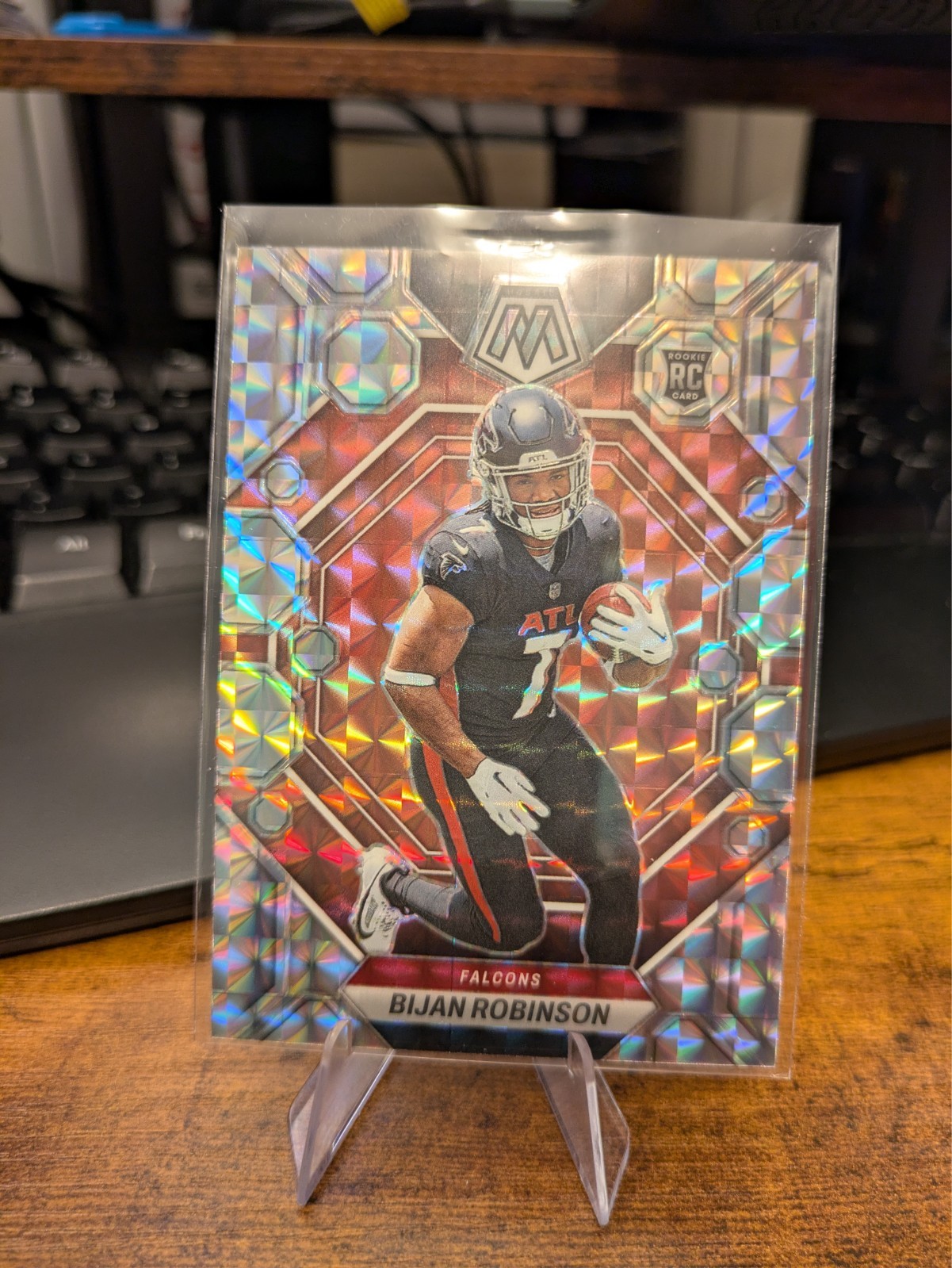 2023 Panini Mosaic Mosaic Prizm #284 Bijan Robinson (RC)