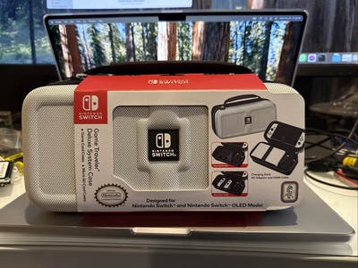 Nintendo Switch And OLED Compatible Game Traveler Deluxe System case  White