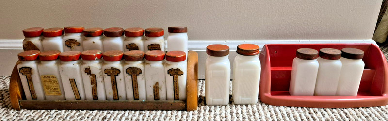 Griffith Milk Glass 21 Piece Spice Jar Set with Red Lids and Racks