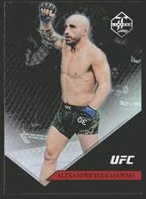 2023 Panini Chronicles UFC #219 Alexander Volkanovski