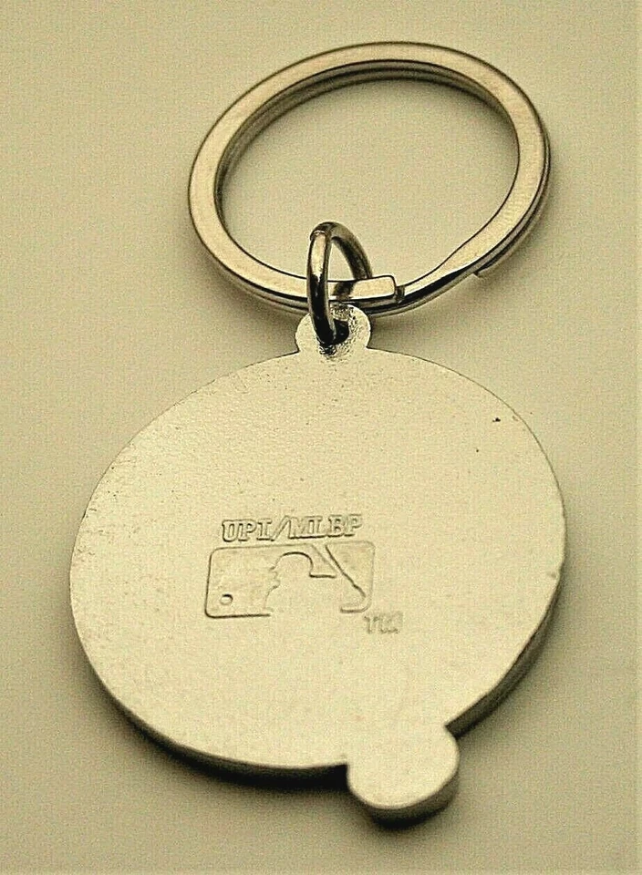 New York Yankees Top Hat MLB Baseball Team Logo Key chain NOS UPI/MLBP New - Image 2 of 2