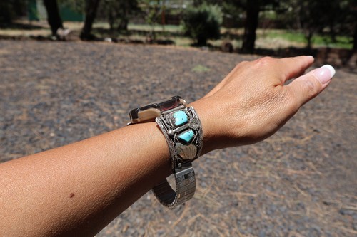 Reloj Flexible Vintage Nativo Americano Piedra Turquesa Hecho a Mano Plata de Ley - Imagen 4 de 8