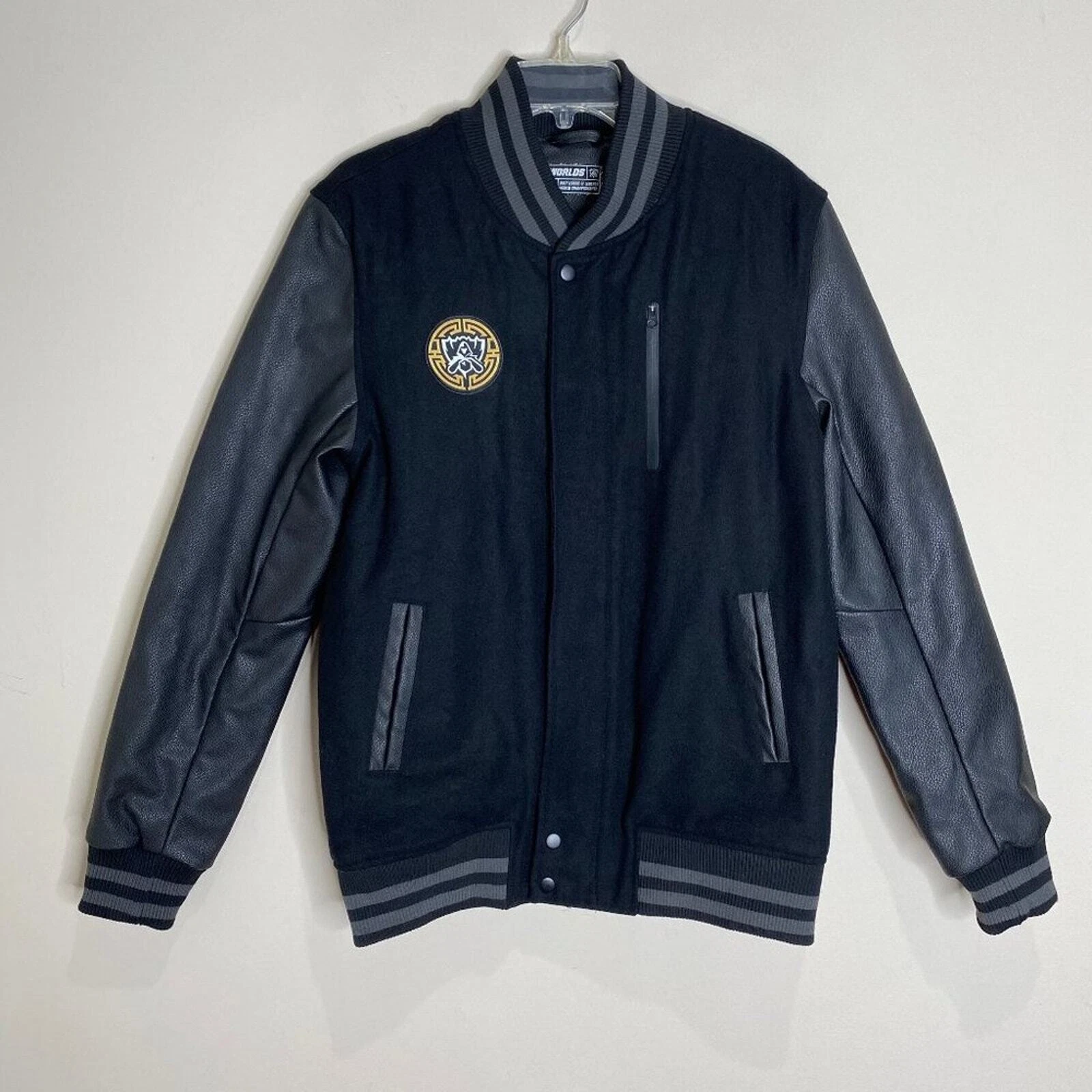 Riot League of Legends 2017 Worlds Championship Varsity Jacket Official Merch S - product detail image 2