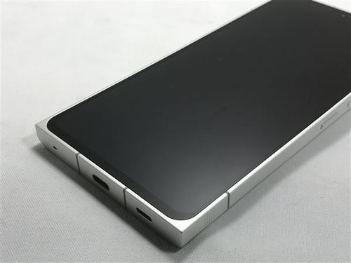 Leitz Phone 2 本体のみ Leica Announces Leitz Phone 2; Features An Upgraded 1-Inch