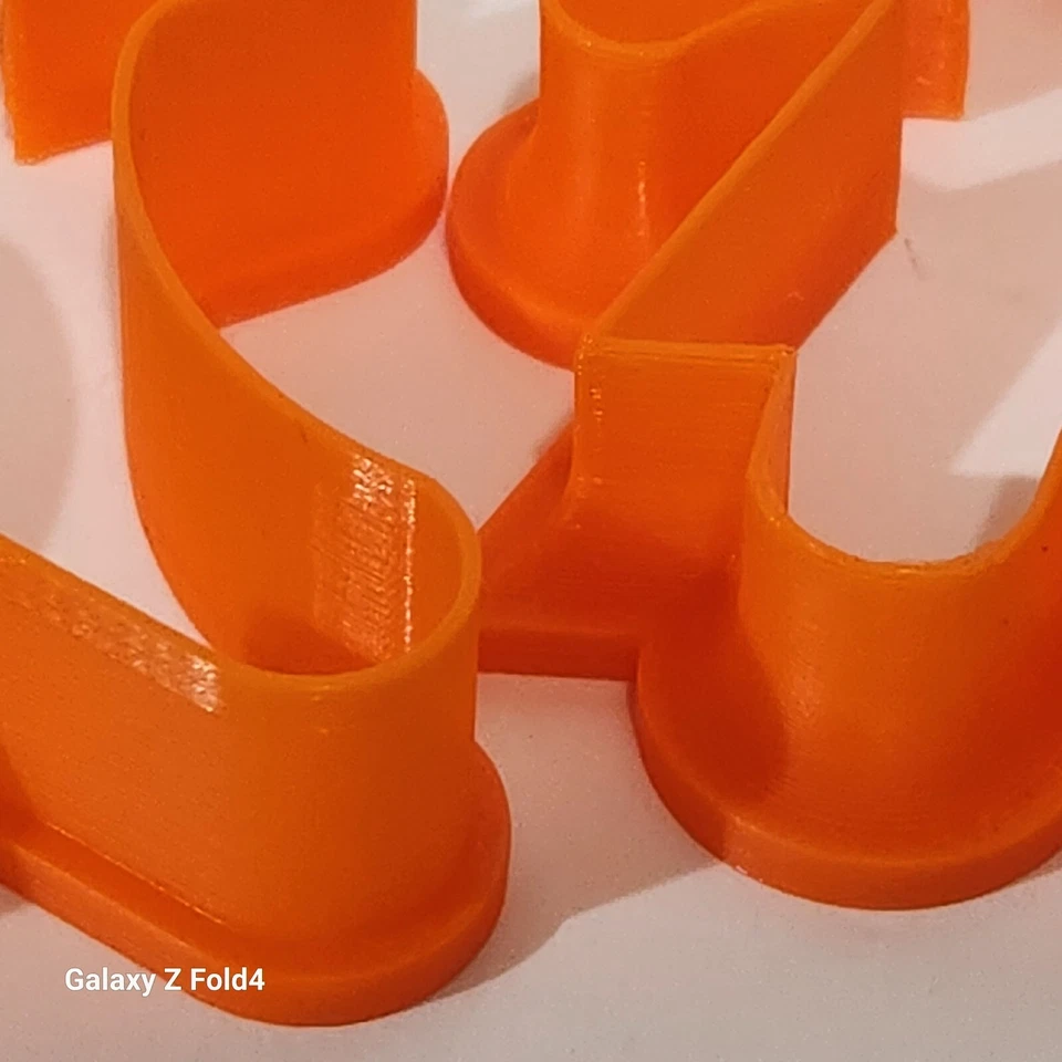 Set Von 2 Lebkuchenmann Und Frau Ausstechformen 80mm In Vielen Farben - Bild 3 von 4