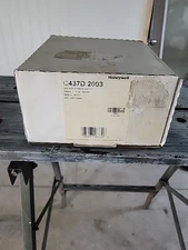 Honeywell C437D2003 120/240V Gas A/G/LP Pressure Switch 1"-26" WC