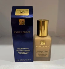 Estée Lauder Double Wear Stay-in-Place Makeup 1W1 Bone – 1 oz / 30 ml