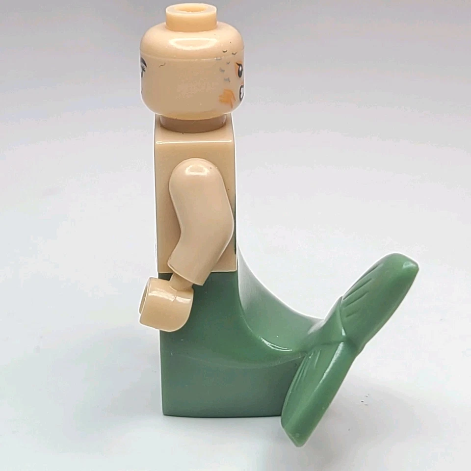 Lego Mermaid Pirates of the Caribbean Minifigure poc020 from 4194 Green No Hair - Image 3 of 4