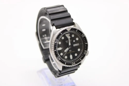 A Vintage Gents Seiko SQ Divers 150m Quartz Wristwatch - Not Working