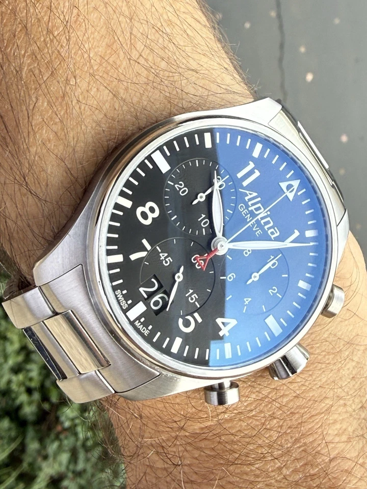 Alpina Startimer Pilot Chronograph AL-372B4S6B 44mm Big Date Mint US Seller - Image 4 of 4