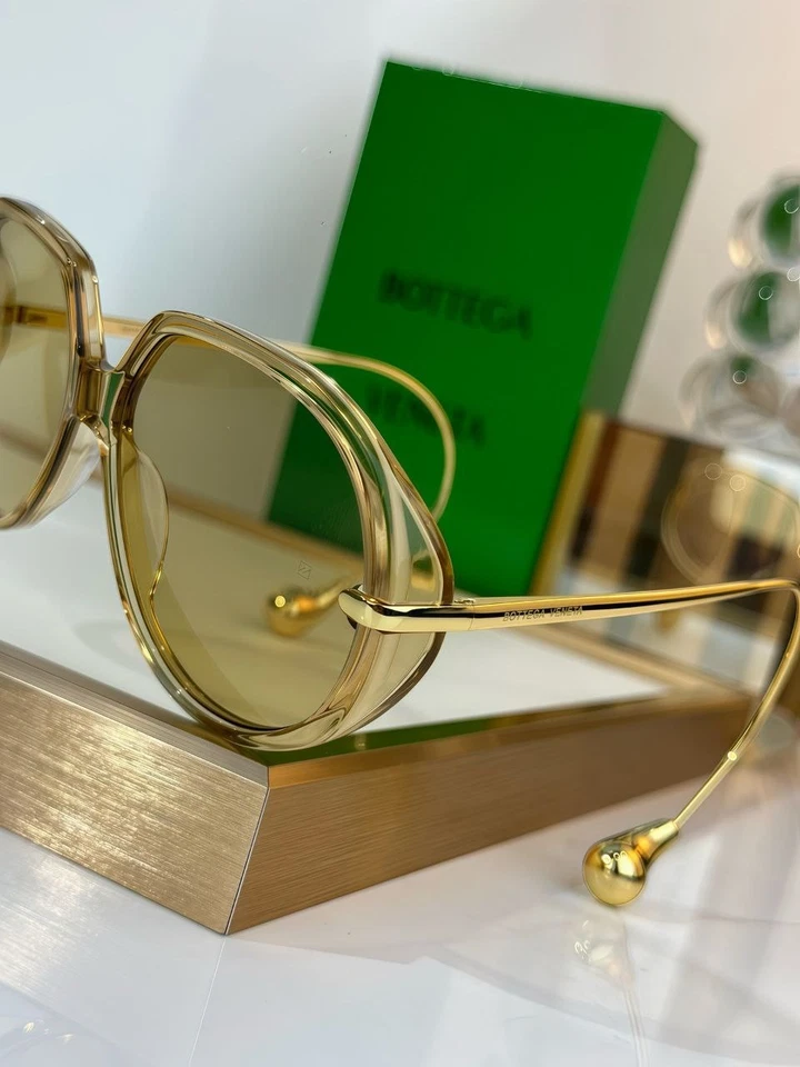 Gafas de sol para mujer Bottega Veneta marco dorado lentes marrones diseñador de lujo Italia » Foto 2 de 4