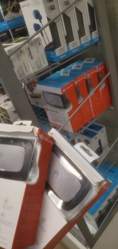 Motorola Sonic Rider SP-005BK/89589N Bluetooth Wireless In-car Speakerphone - Image 4 of 4