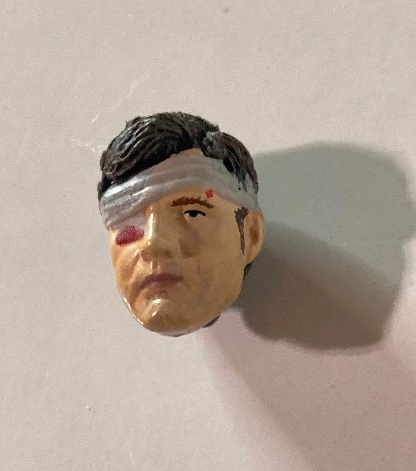 McFarlane The Walking Dead The Governor cabeza vendada repuesto  Foto 4 de 4