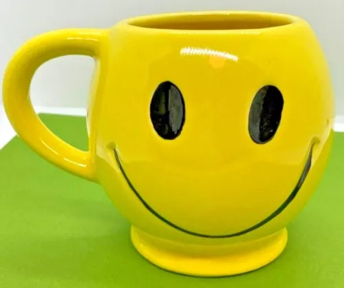 Vintage 1970s McCoy Pottery USA Smiley Face Mug Yellow Be Happy Fun Replacement