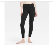 Women's Simplicity Mid-Rise Leggings 27" - All in Motion™ Black M