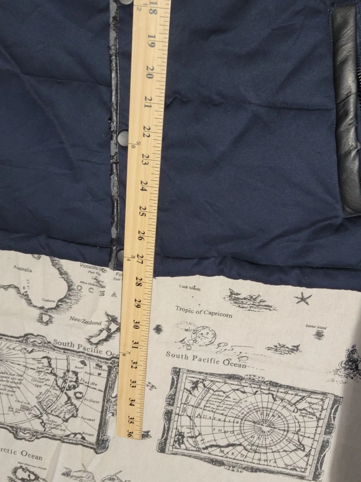 Chaqueta acolchada Banana Republic para hombre azul marino cremallera botón frontal talla pequeña lona Foto 3 de 4