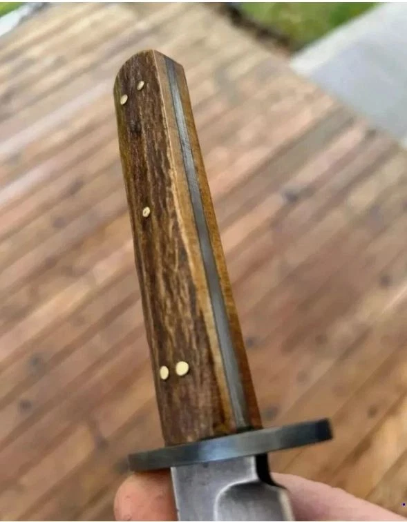 Cuchillo Bowie Full Tang de caza de acero al carbono hecho a mano personalizado supervivencia Foto 2 de 3