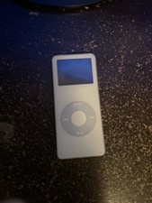 Apple iPod Nano, 1st generation, White, 4GB, New Battery READ DESCRIPTION