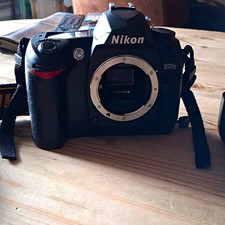 Nikon D70s DSLR-Kamera Body 6,1 MP Schwarz