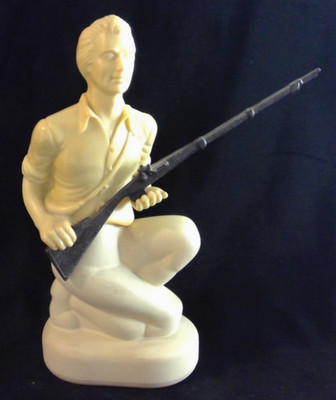 Vintage Avon Minuteman After Shave decanter Tai Winds; full bottle
