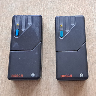 Bosch Garagentor Handsender Fernbedienung mit 1 Taste Farbe Schwarz schwarz