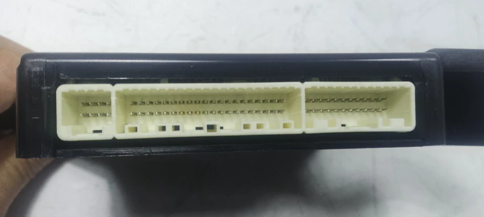 LEXUS RX350 2013-2015 MÓDULO AMPLIFICADOR DE AIRE ACONDICIONADO DE CONTROL DE CLIMA 88650-0E190 Foto 3 de 4