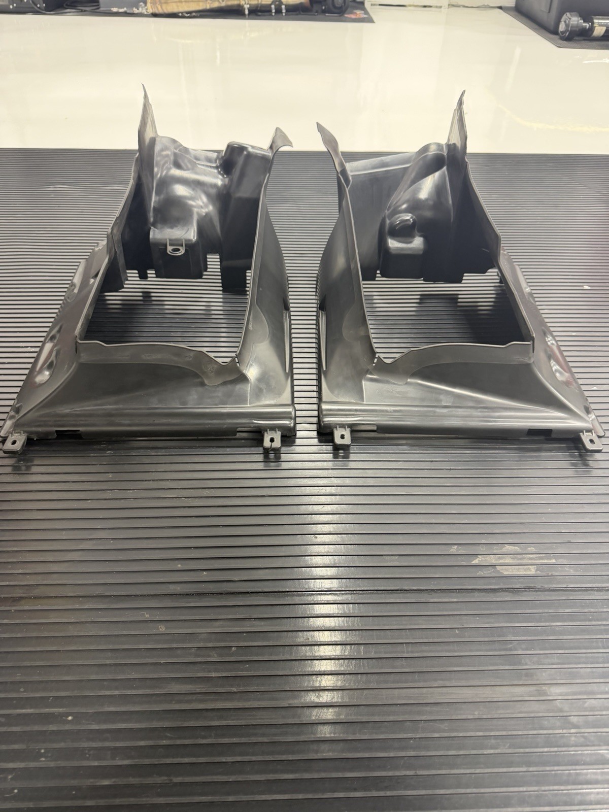 Audi R8 2017 RIGHT Cooling air duct