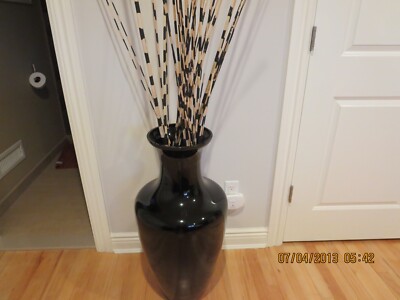 LARGE BLACK GLASS FLOOR VASE--32'' HIGH X 47'' AROUND--PICK UP ONLY-#Y18A