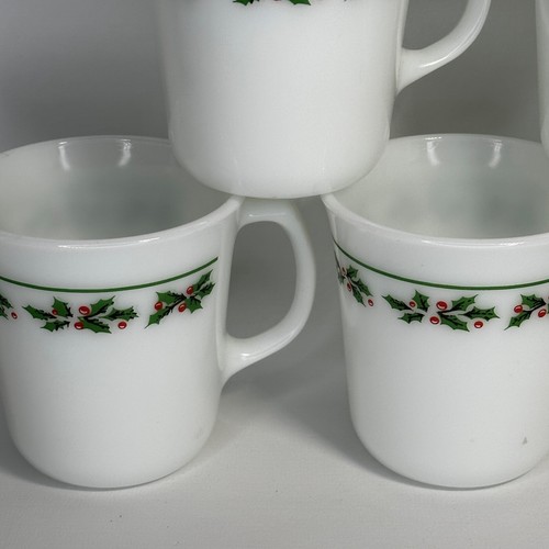 Vintage Corelle Corningware Winter Holly Days Milk Glass Hot Beverage Mugs - Picture 4 of 10