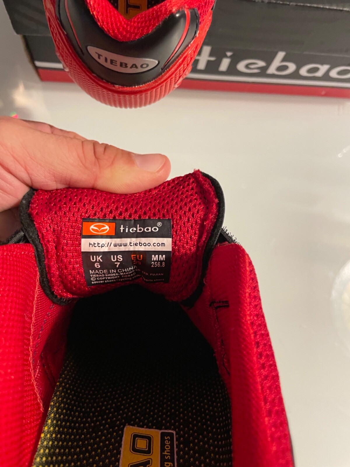 Tiebao road cycling shoes size US6.5 EU 39 black-red new w/box