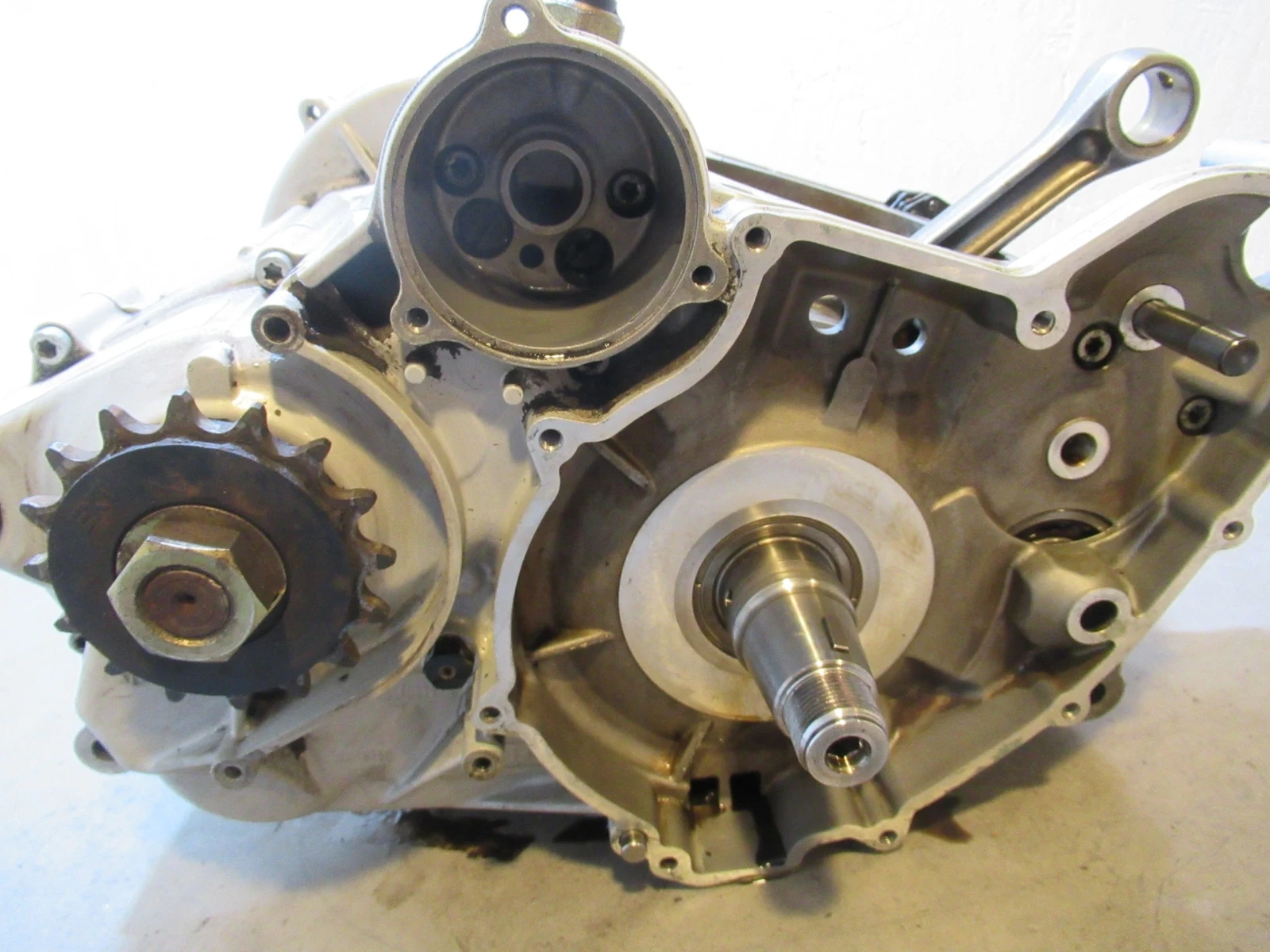 BMW F650 CS Engine Crank Case Bottom End 2003
