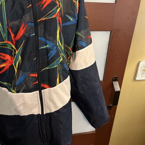 Russell Athletic Herren 2XL Windbreaker mit Kapuze Regenmantel Laufjacke bunt - Bild 3 von 7
