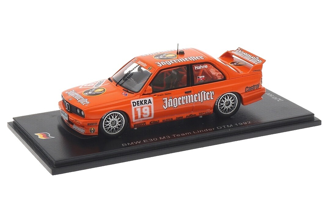 イクソ　ixo MODELS BMW #19 Jägermeister イクソ ixo MODELS BMW #19 Jägermeister 自動車