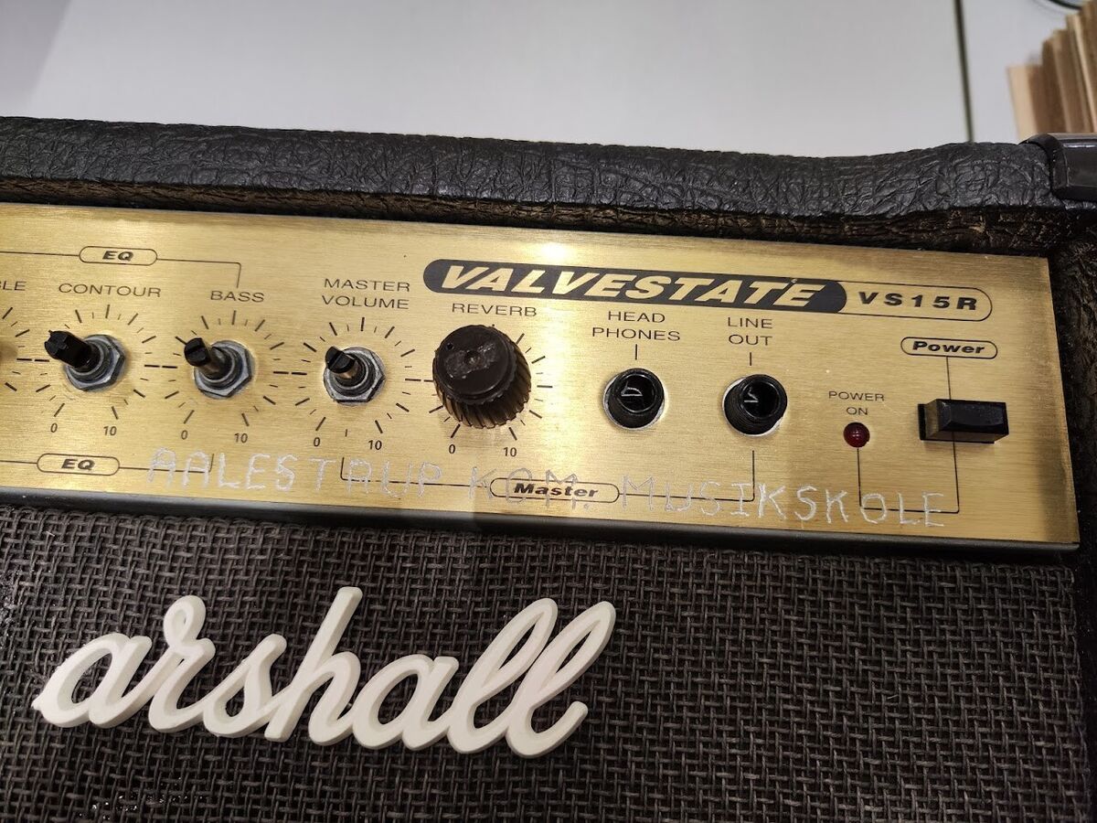 最新の激安 VALVE-STATE Marshall アンプ VS-15R アンプ 最新の激安 VALVE-STATE Marshall アンプ VS-15R アンプ