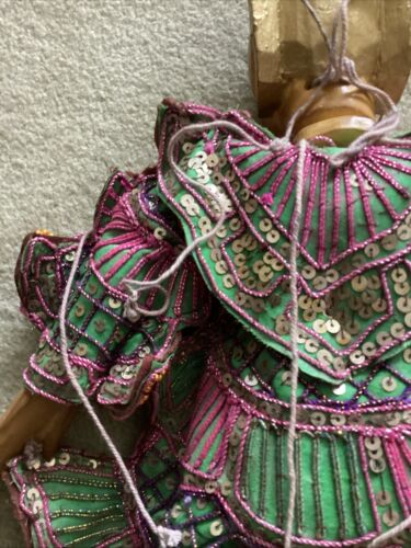 VTG Thai Burmese Marionette Handmade/Hand Sewn Traditional Dress Wood Puppet - Picture 6 of 6