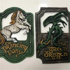 Lord of the Rings the Prancing Pony and the Green Dragon Pub Signs Set, Funny Ba