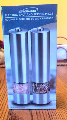Electric Stainless Steel Salt & Pepper Ceramic Grinders Brentwood SG-2321S NIB
