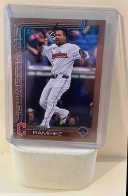 2025 Topps Jose Ramirez #77 Gold 929/2025 Guardians