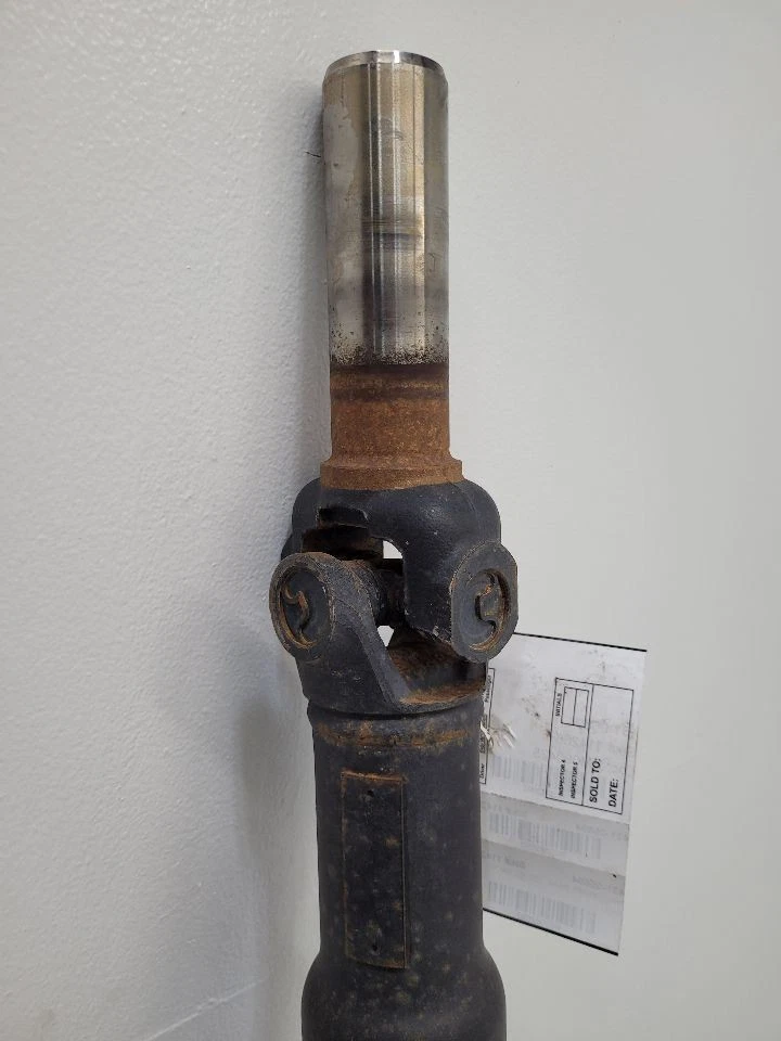 2012-2013 GMC SIERRA 1500 PICKUP Rear Drive Shaft 4WD 133" Wb Regular Cab Foto 2 de 4